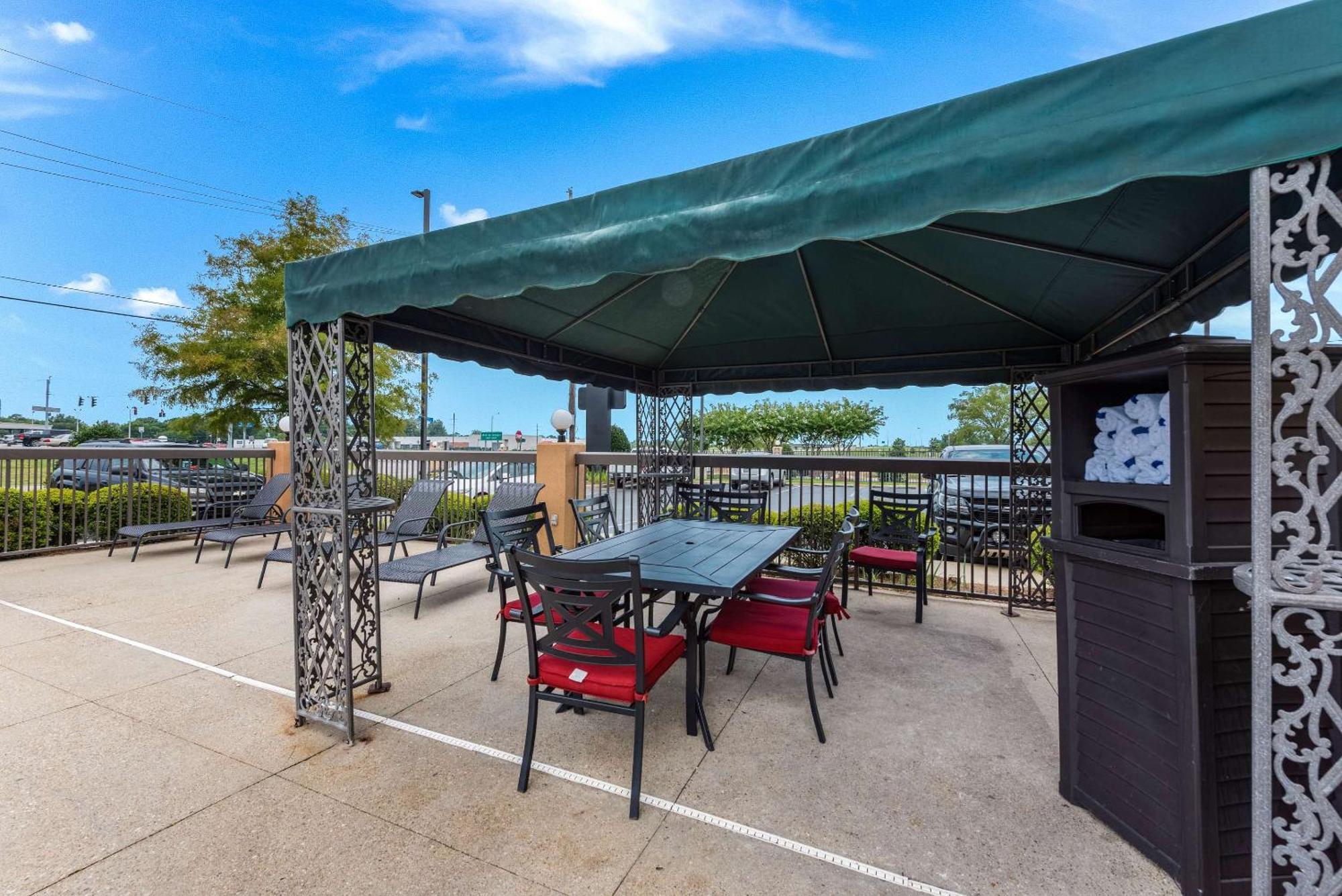 Comfort Suites Monroe Esterno foto