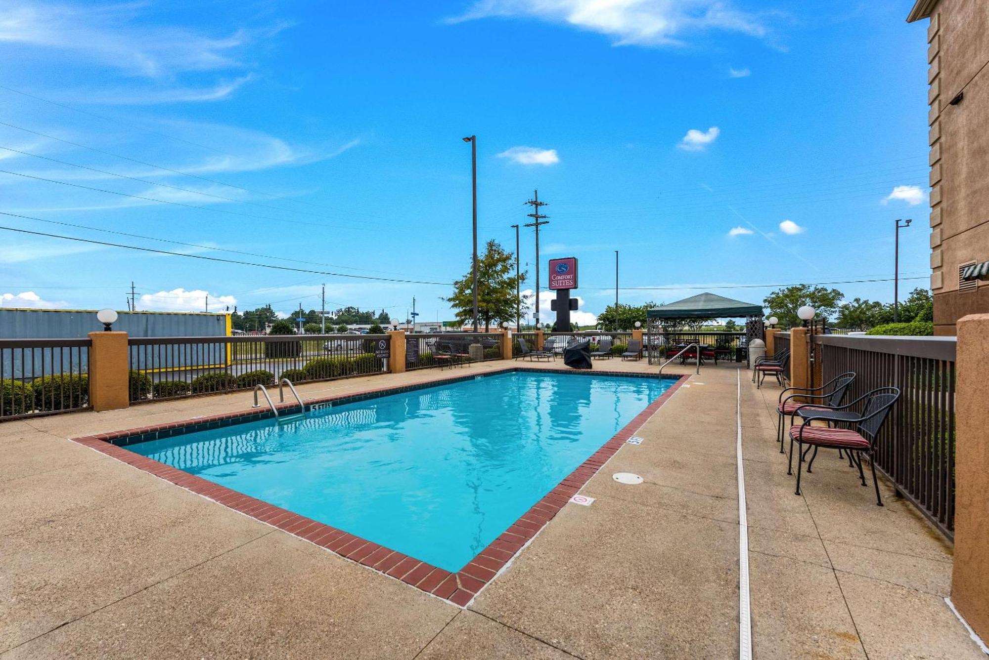 Comfort Suites Monroe Esterno foto