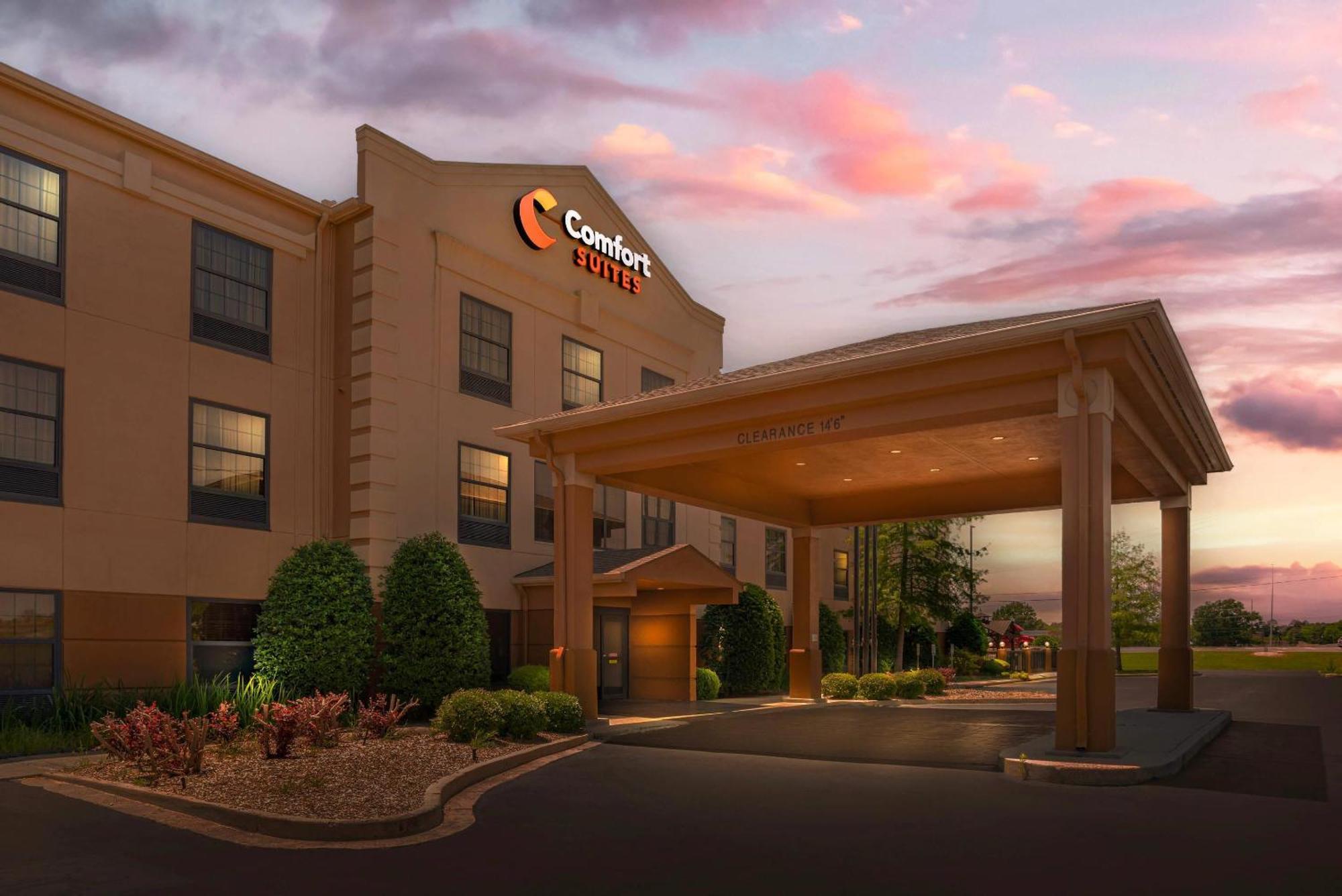 Comfort Suites Monroe Esterno foto