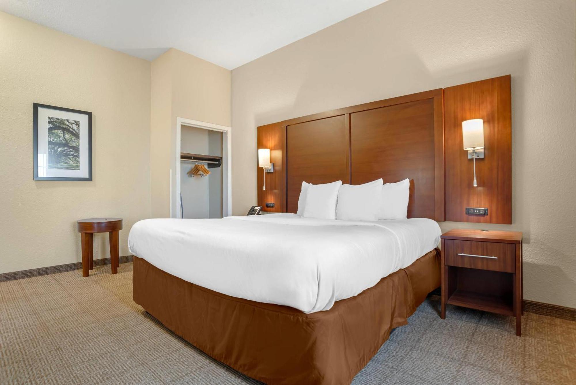 Comfort Suites Monroe Esterno foto